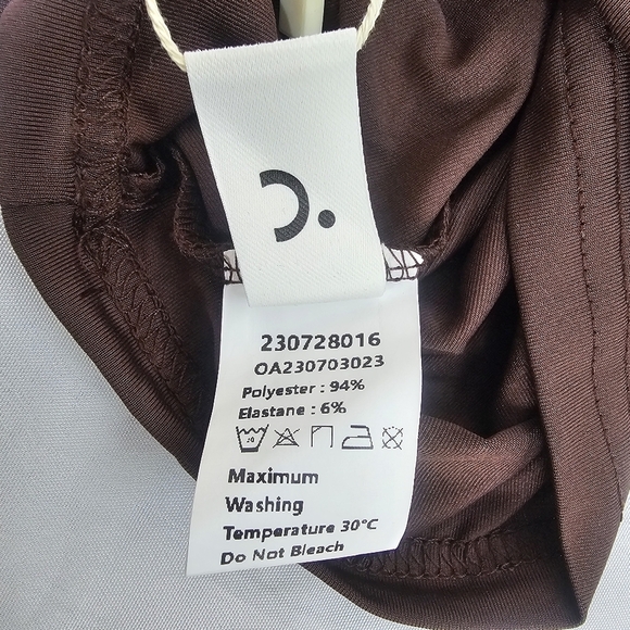 Commense Brown Long Sleeve Slim Fit Tee NWT Stretch Basic Essential Top Size M - Picture 6 of 9